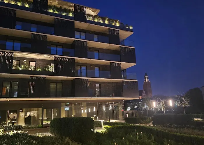 Nad Rzeka 73, Rynek 500 M Appartement