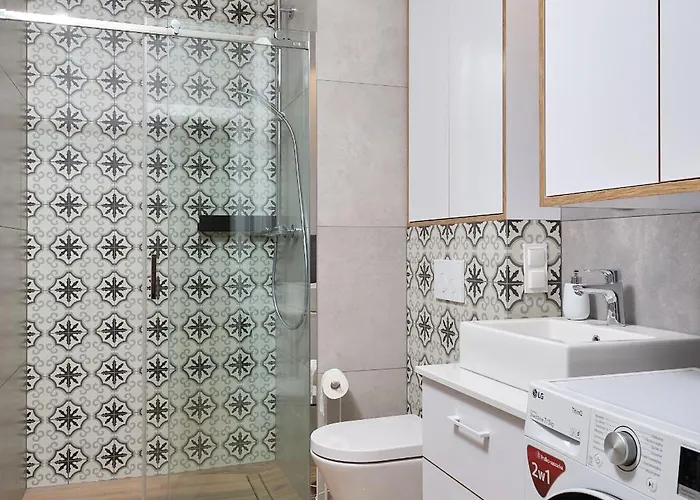 Nad Rzeka 73, Rynek 500 M Вроцлав